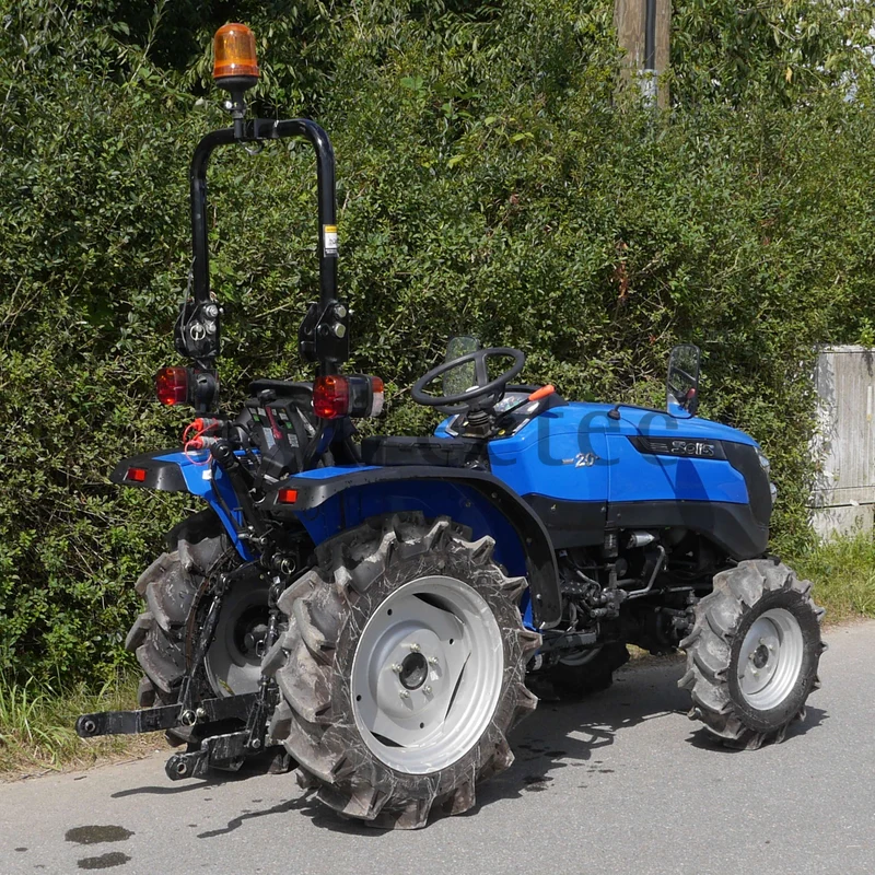 Solis 20 Allrad Traktor mit ALÖ Frontlader