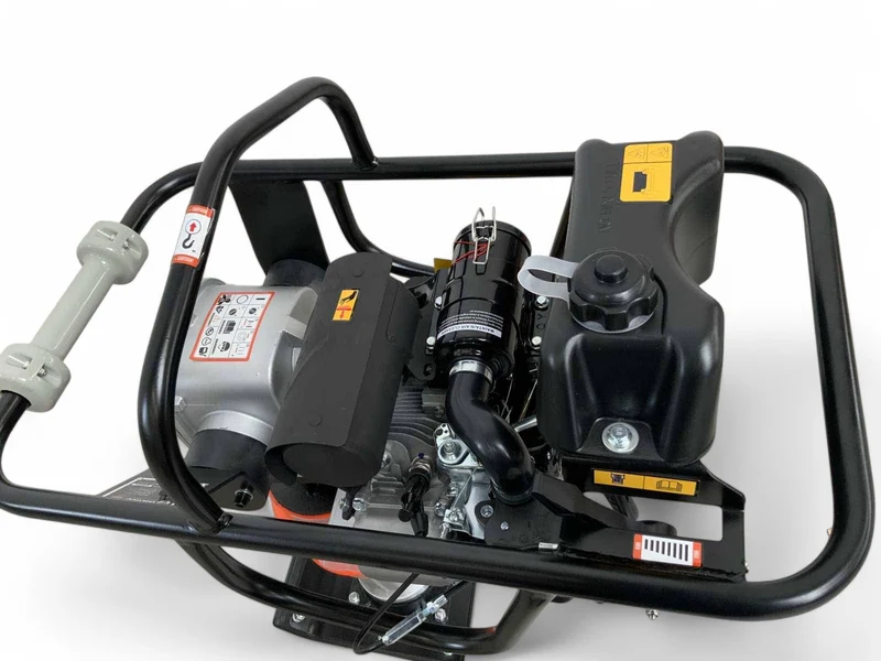 Daewoo Kompakter Benzin Vibrationstampfer Rüttelstampfer Stampfer DARM80