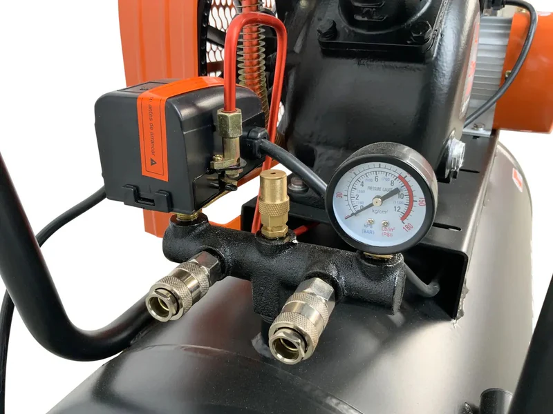 Daewoo Luftkompressor 100L DAAX100L Kompressor 8 bar 234 L/min